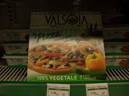 valsoia pizza vegetale (con queso vegano) en Corte Ingles/vegane Pizza von Valsoia bei Corte Ingles im Zentrum/Update 2013: Valsoia Pizza features in the Movie Cheyenne - This must be the place!