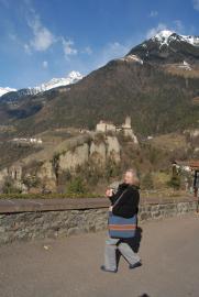 Luise mit Schloss Tirol