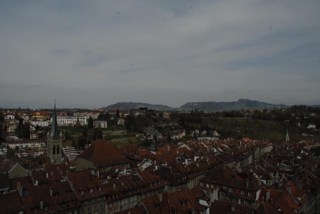 Vom Münster - Blick nach Nordosten über die Dächer von/Bern/Berne Schweiz/Switzerland