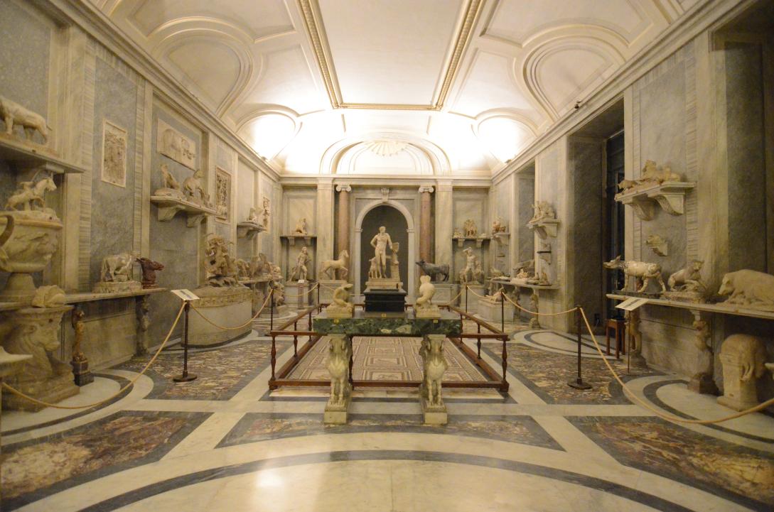 Musei Vaticani: animal statuettes (black cow middle right, see below for larger pic)