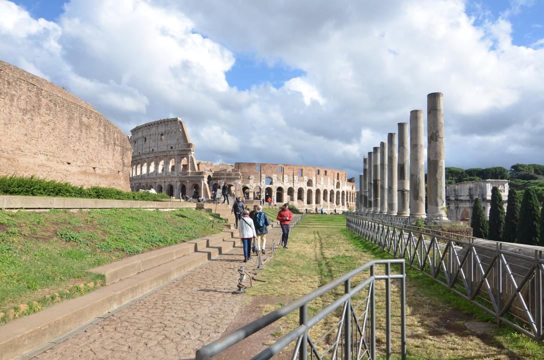 Forum Romanum - Templum Veneris et Romae/Colosseum