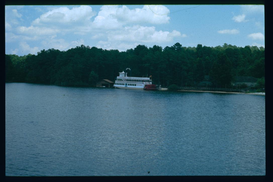 USA 1990/Atlanta, GA/River Boat (Baltimore River?)