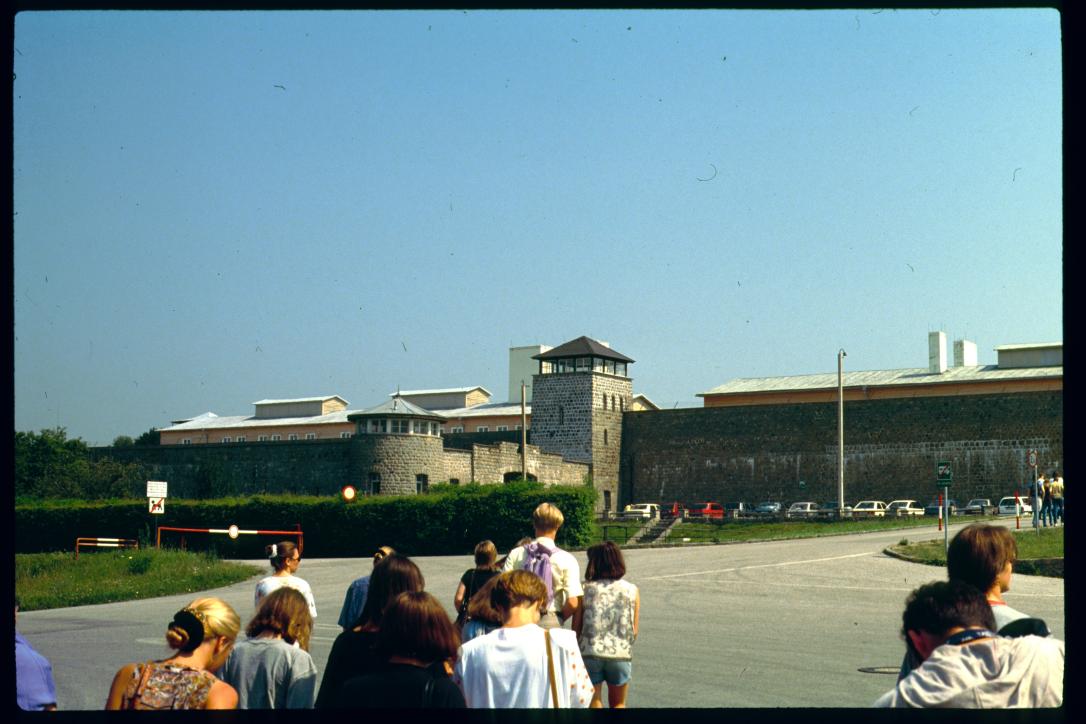Schulexkursion 1992/Gymnasium Waidhofen/Thaya/Gedenkstaette ehem. Konzentransionslager Mauthausen/school trip to Mauthausen Memorial/