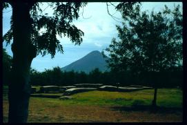 Nicaragua 1992/campo arqueologico?