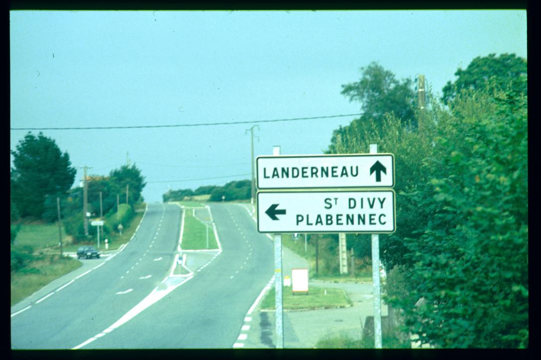 Frankreich/France 1994/Bretagne/poteaux indicateurs St Divy Plabennec/Landerneau