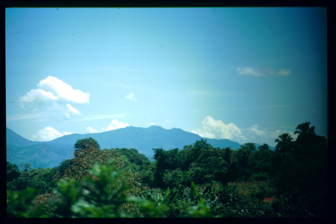 El Salvador 1995/en via a Guatemala?